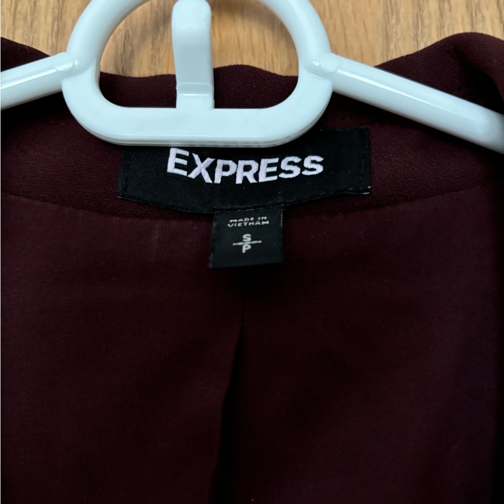 Express Blazer - Picture 3 of 4
